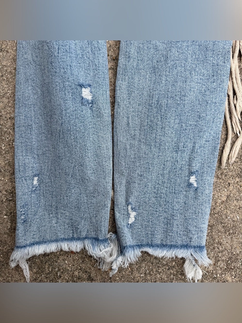 Judy Blue Distressed Cropped Jeans Size 7 / 28 - Picture 6 of 6
